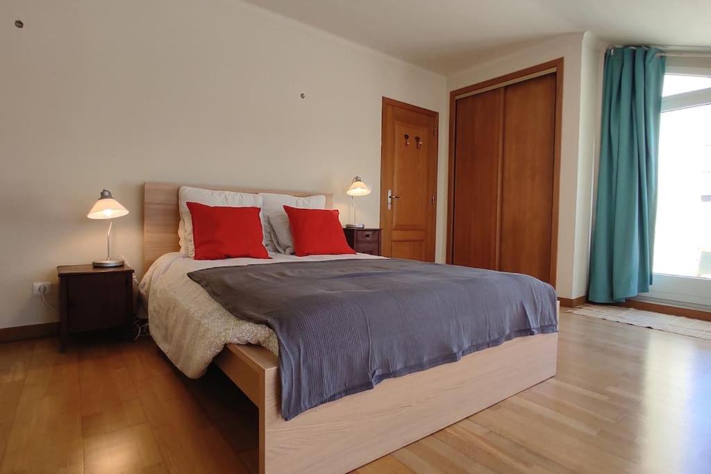 Seaside Escape Apartment *
